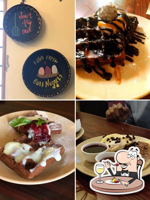 Food at A Hole Lotta Love Cafe