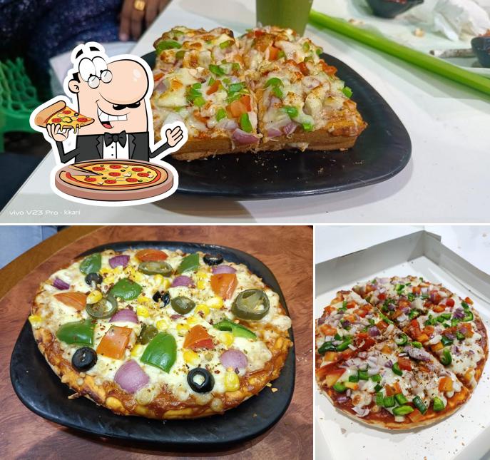 Order pizza at Samosazz