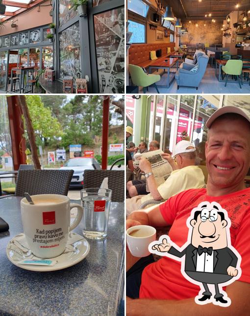 Gli interni di Retro caffe bar