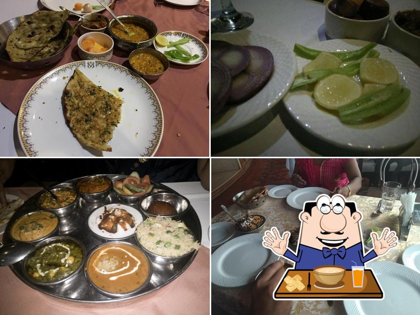 Meals at Revolving Restaurant