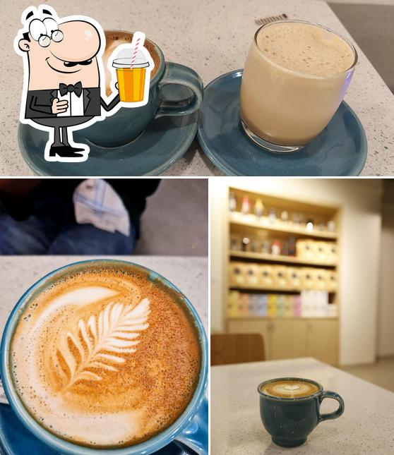 Blue Tokai Coffee Roasters JP Nagar offers a variety of beverages