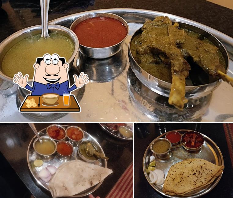 Food at Kshatriya Savaji