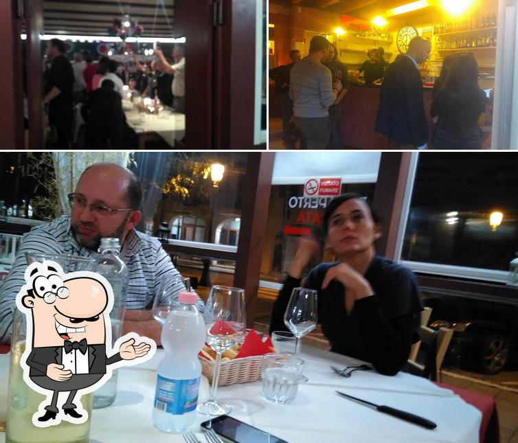 Guarda la foto di Osteria Casa Mia