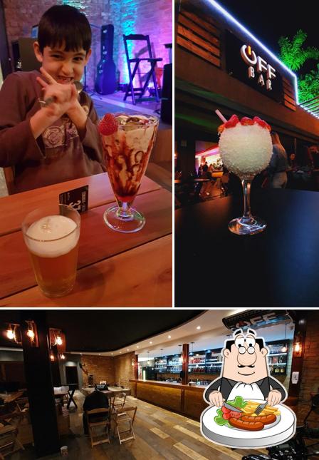 A ilustração da comida e exterior no OFF BAR