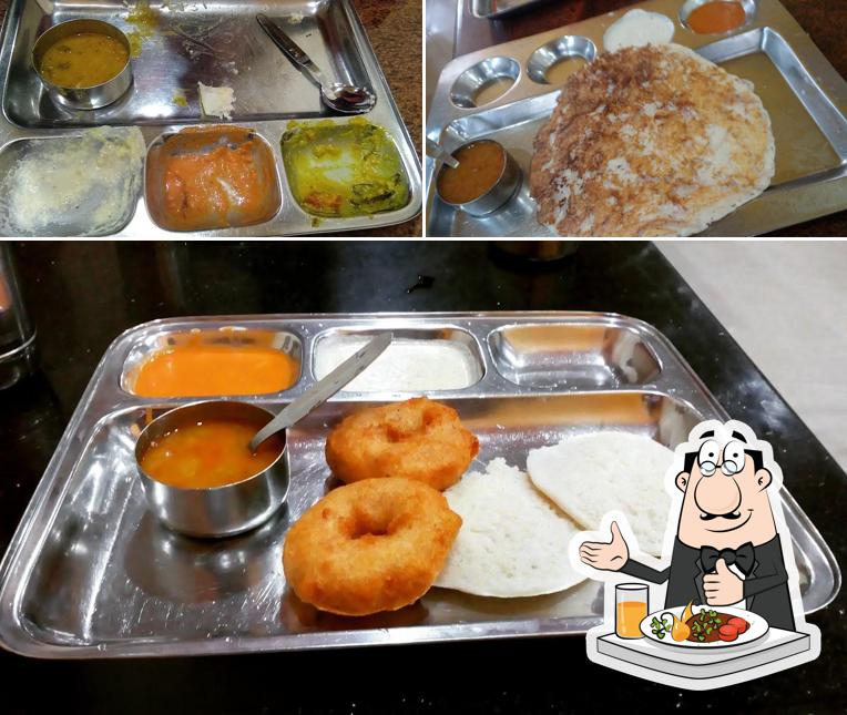 Food at IDLI BHAVAN