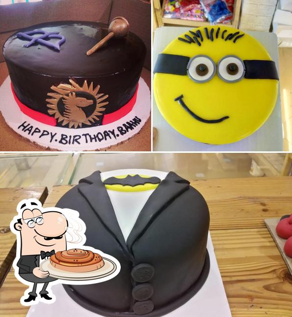 Here's a picture of The Cake World