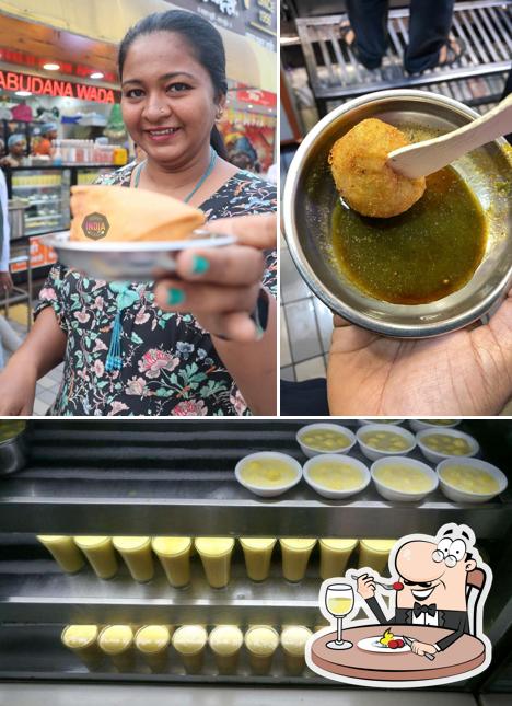 Meals at Vijay Chaat House (Chappan Dukan)