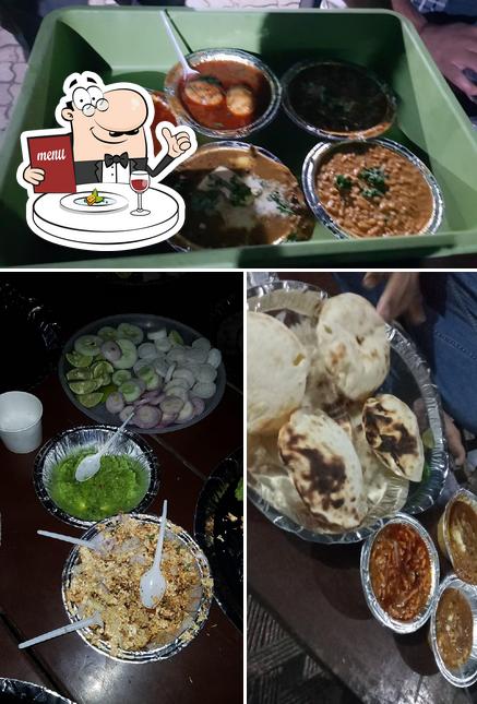 Food at Sandhu Dhabha