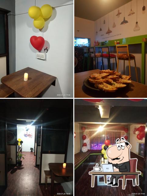 Cafe Couple Friendly