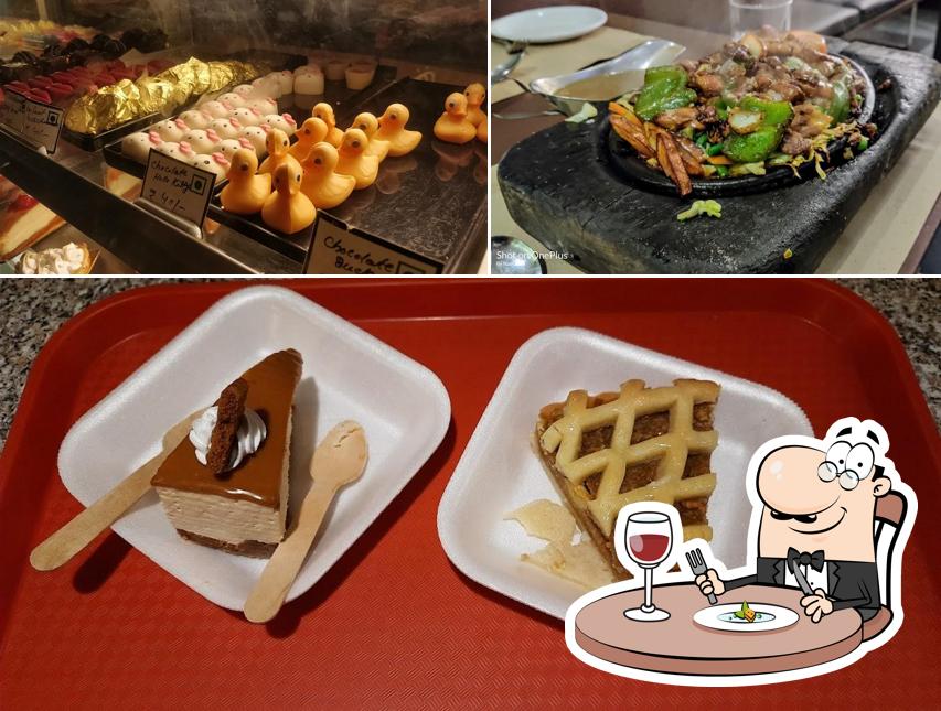 Meals at The Centre Court