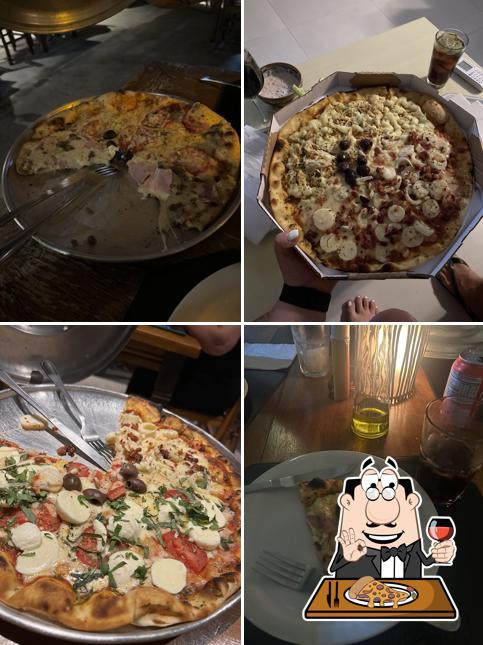 No Mozzarello, você pode pedir pizza