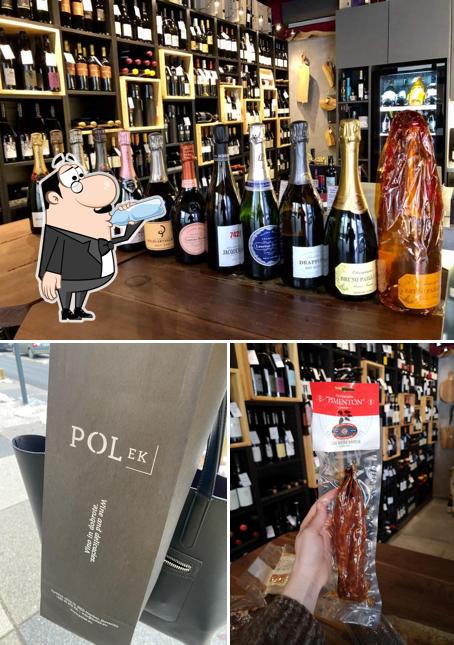 La bevanda e esterno del ristorante