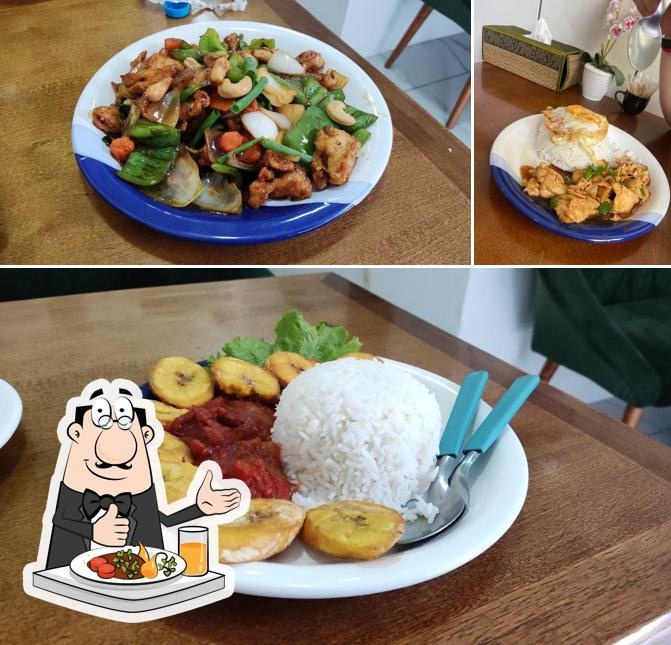 Comida em Sawasdee Culinária Tailandesa E Nigeriana