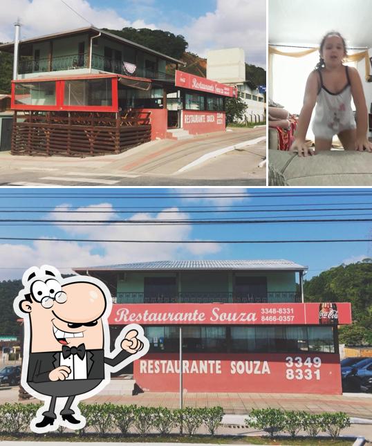 Entre diferentes coisas, exterior e interior podem ser encontrados a Restaurante Souza