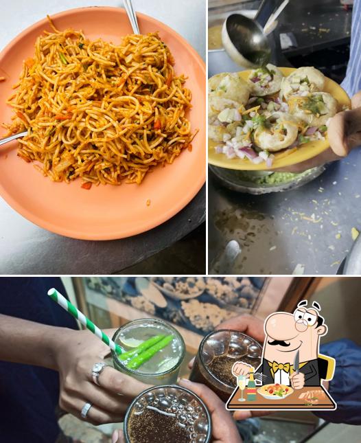 Food at HH Chats & Snacks Delight