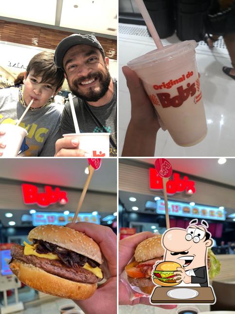 Experimente um hambúrguer no Bob's Burger - Tietê Plaza Shopping