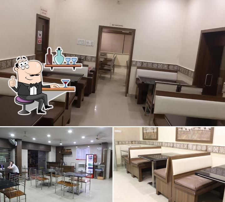 Check out how Hotel WoodSide looks inside