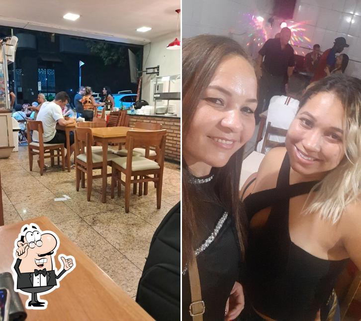 Veja imagens do interior do Restaurante Cheiro Verde