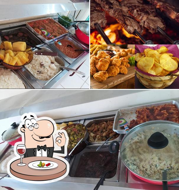 Comida em DONA MARMITA (RESTAURANTE)