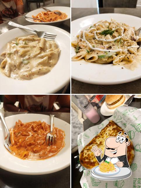 Spaghetti carbonara at House of Oldmates