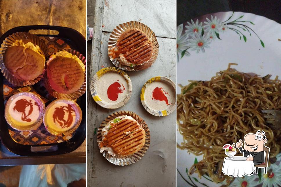 Moolchand Burger Wala provides a variety of sweet dishes