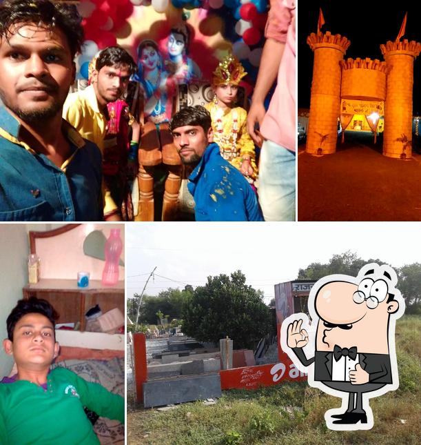 See this pic of Parmar Dhaba