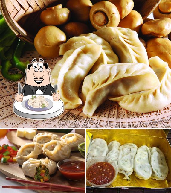 Dumplings at Wow! Momo