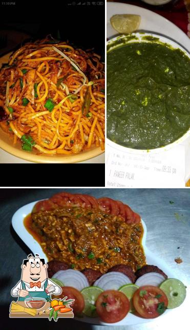 Spaghetti bolognese at New Bostan Restaurant