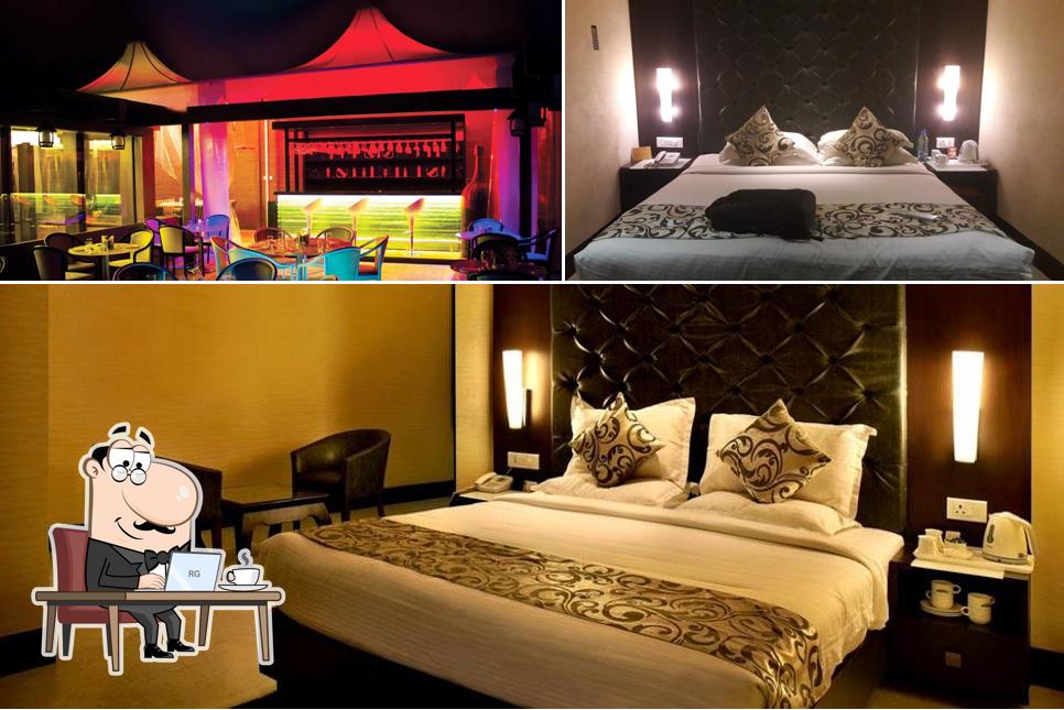 Check out how Hotel The Golden Oak looks inside