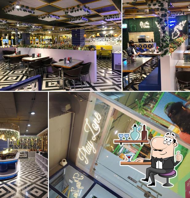 The interior of Samjohn's Pizza Kukatpally