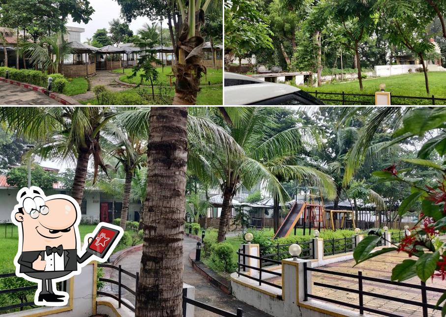 The exterior of Patel Ni Wadi Veg Restaurant