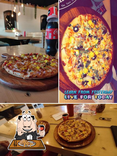 Get pizza at U.K PIZZA PATTRAN