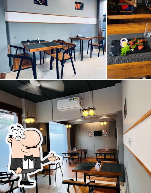 The picture of Rolls Rise Signature’s interior and food