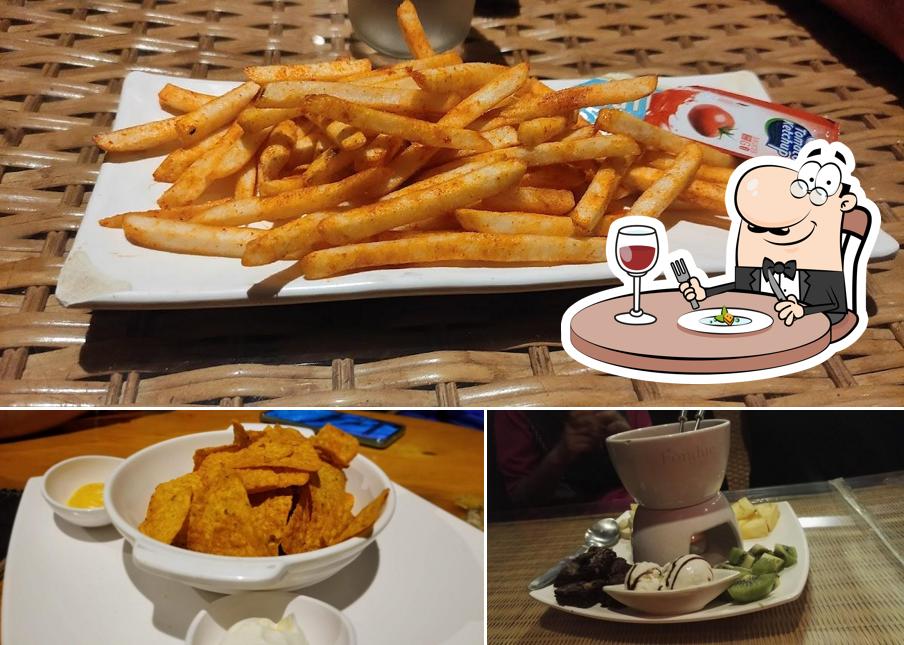 Food at Cheese 'N' Freeze