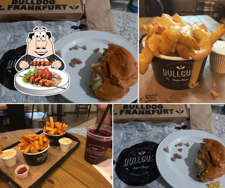 Platos en Hamburgueria Bullguer