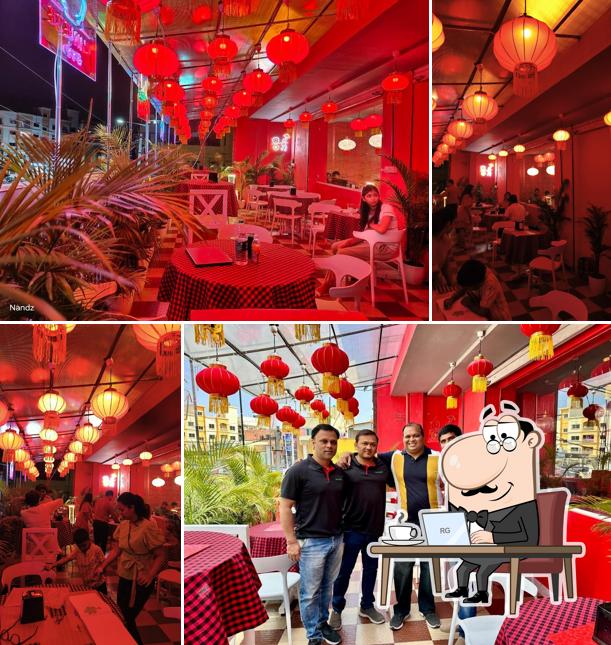 Check out how Delicious China looks inside