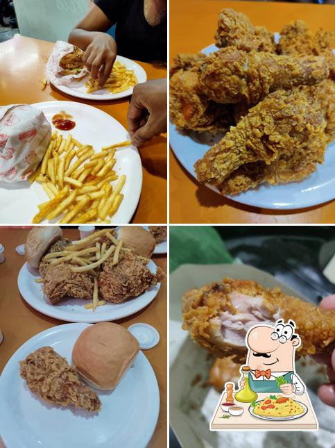 Pulled pork sandwich at Pollo Mio