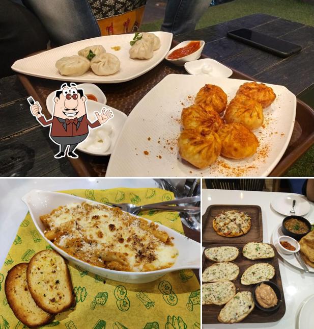 Food at UTC Uptown Cookhouse