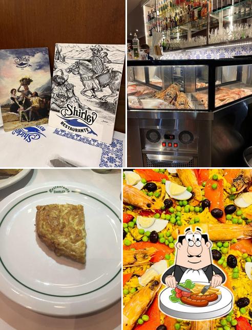 Comida em Restaurante Shirley