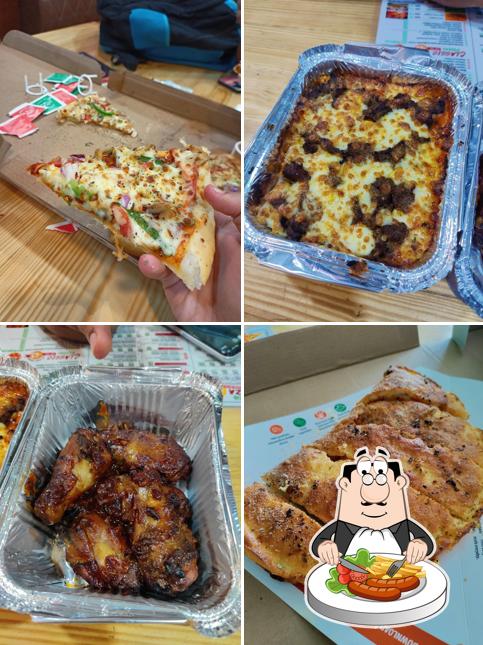 Food at La Pino'z Pizza