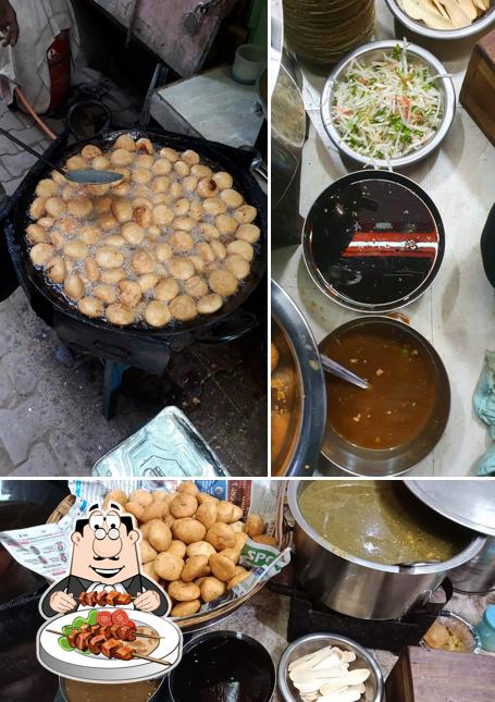 Meals at Neelu Kachori Bhandar