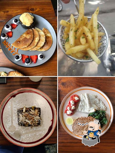 Food at Coffee Bond Gk1