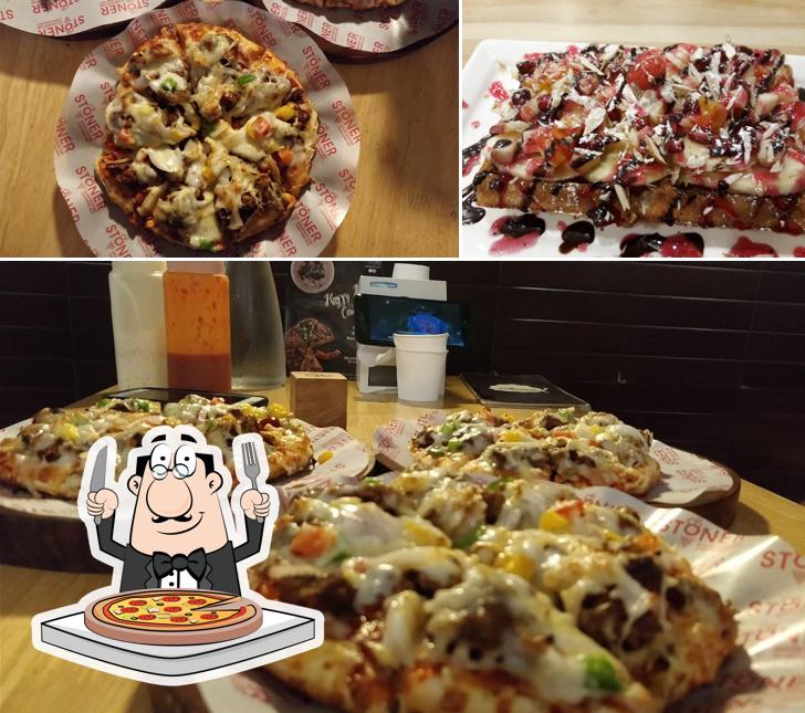 Try out pizza at Cream Stone