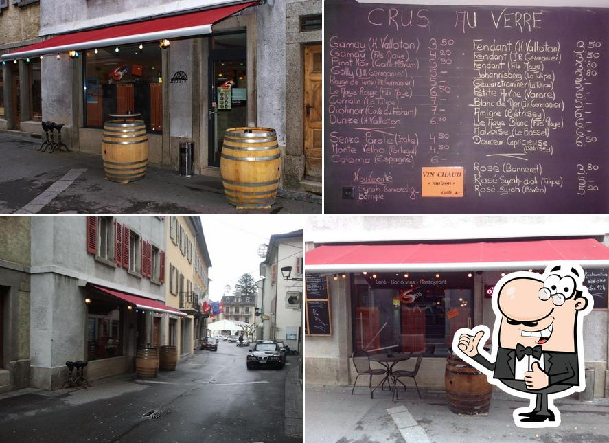 Vedi questa immagine di Bar Sixième Sens