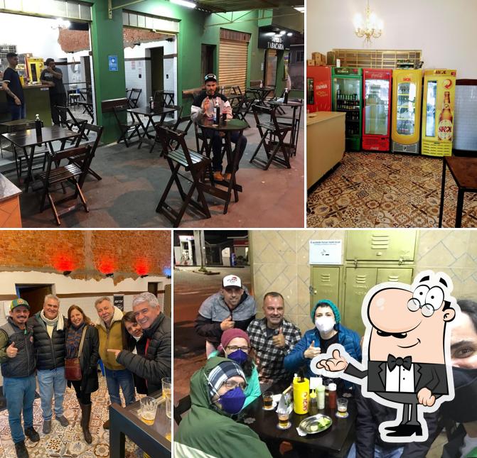 O interior do Bar do Raniel