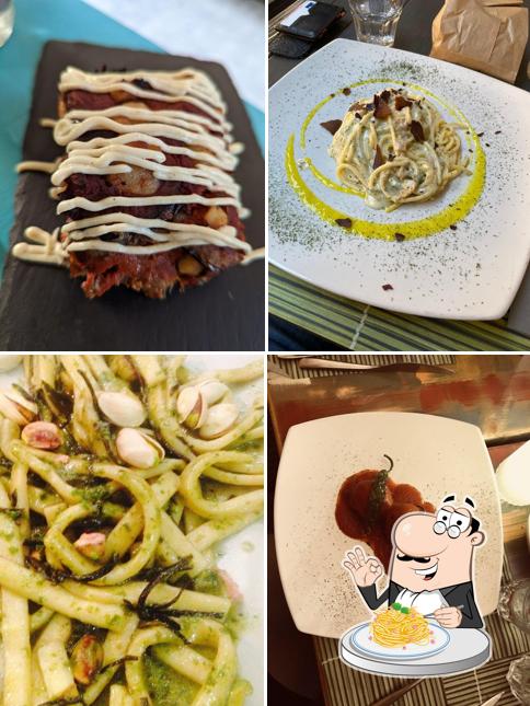 Spaghetti alla carbonara al Tumasì pizzeria trattoria alcolica