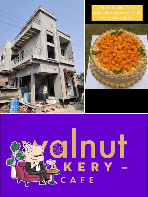 The interior of WalnutBakery&Cafe