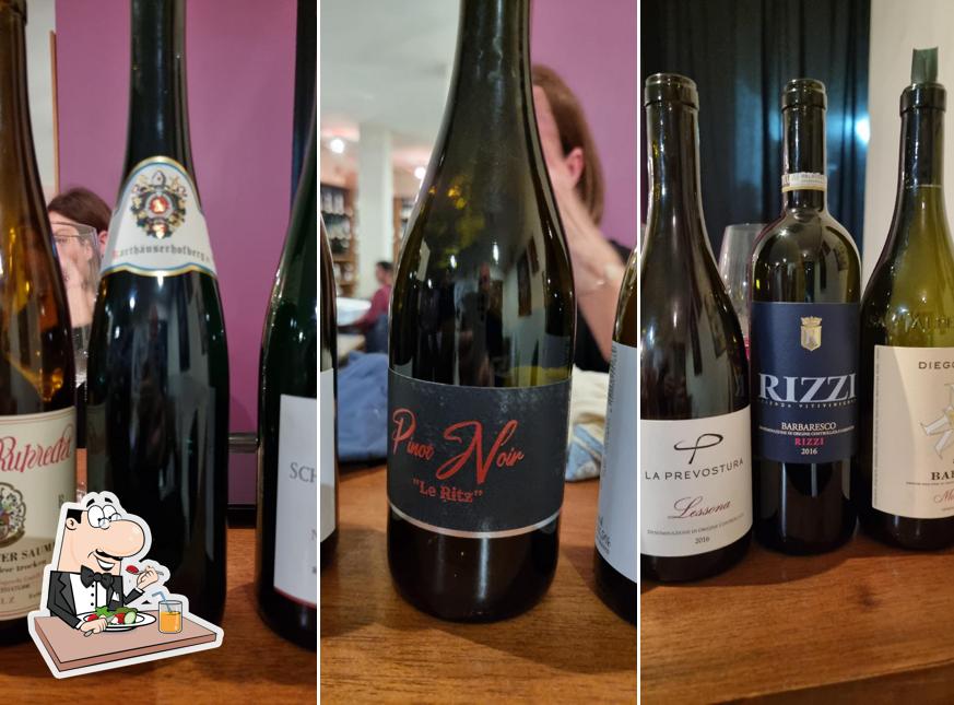 Platti al Divino In Vigna Enoteca Sas Di Erro Mauro & C