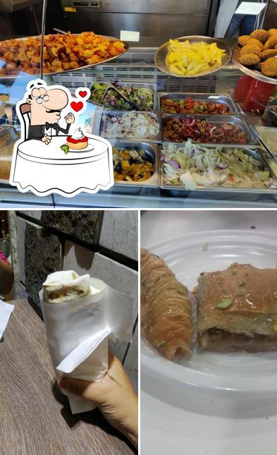 Al Basha er Kebbabaro offre un'ampia selezione di dessert