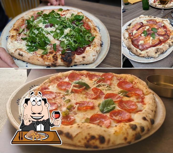 Prenditi una pizza a Piramida Pizza&Bar